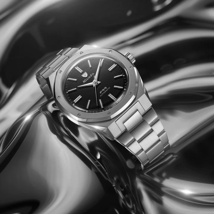 Nivada Grenchen F77 Mark II: il classico sportivo si rinnova