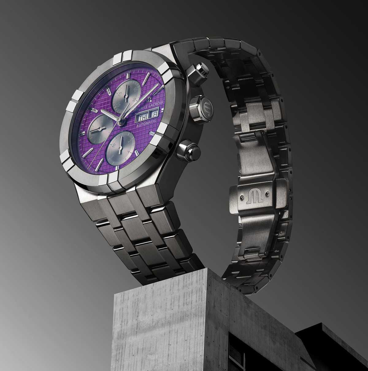 Maurice Lacroix Aikon Chronograph Titanium: eleganza e innovazione in un orologio dal carattere deciso