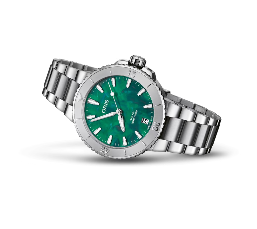 Oris Aquis Date 36.50mm X Bracenet 01 733 7770 4137-07 8 18 05P