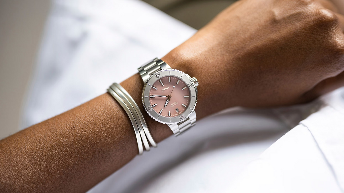 Oris Aquis Date 36.50mm 01 733 7770 4158-07 8 18 05P