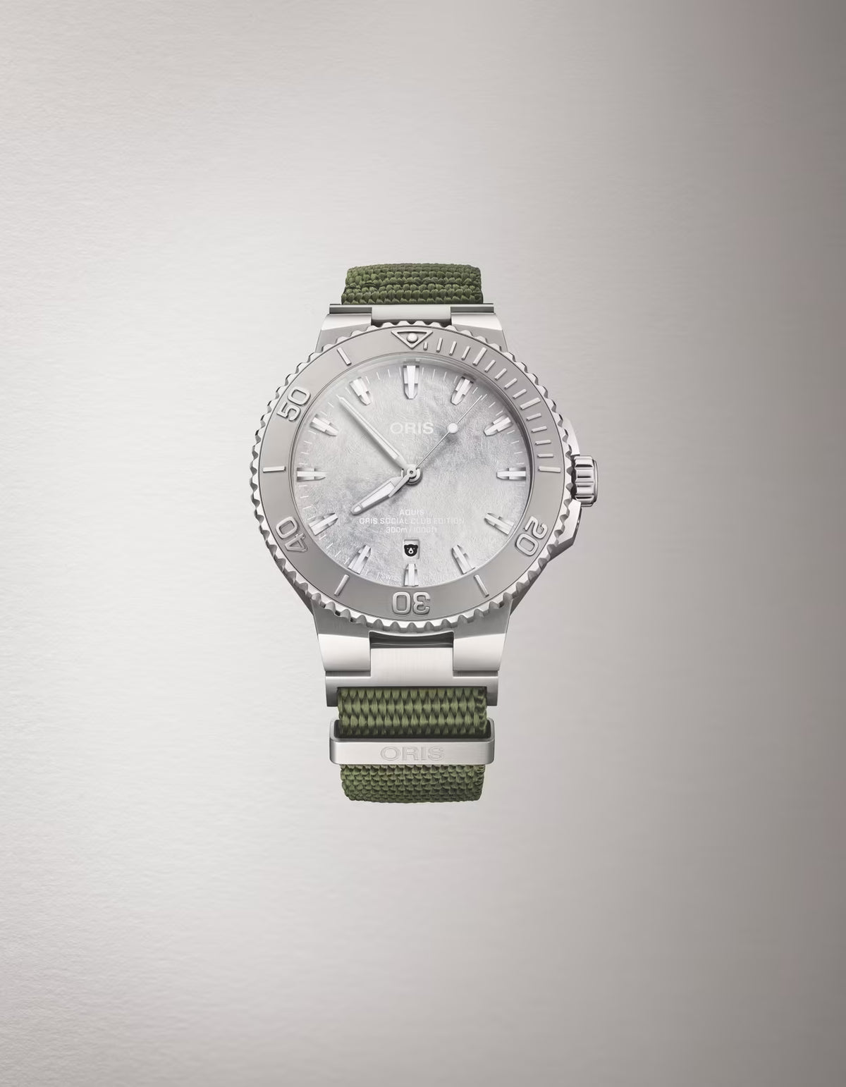 Oris AquisSocial Edition II Limited Edition 43.5mm 01 733 7789 4121-Set