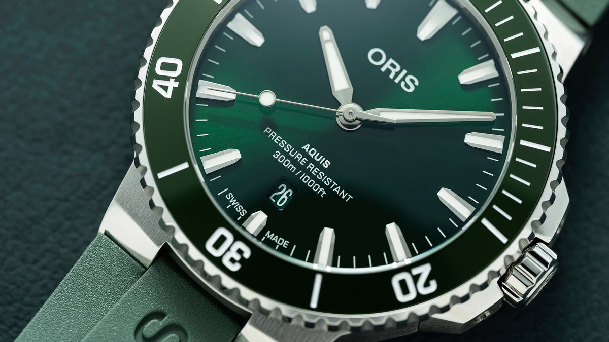 Oris Aquis Date 43.5mm Green 01 733 7789 4157-07 4 23 37FC 