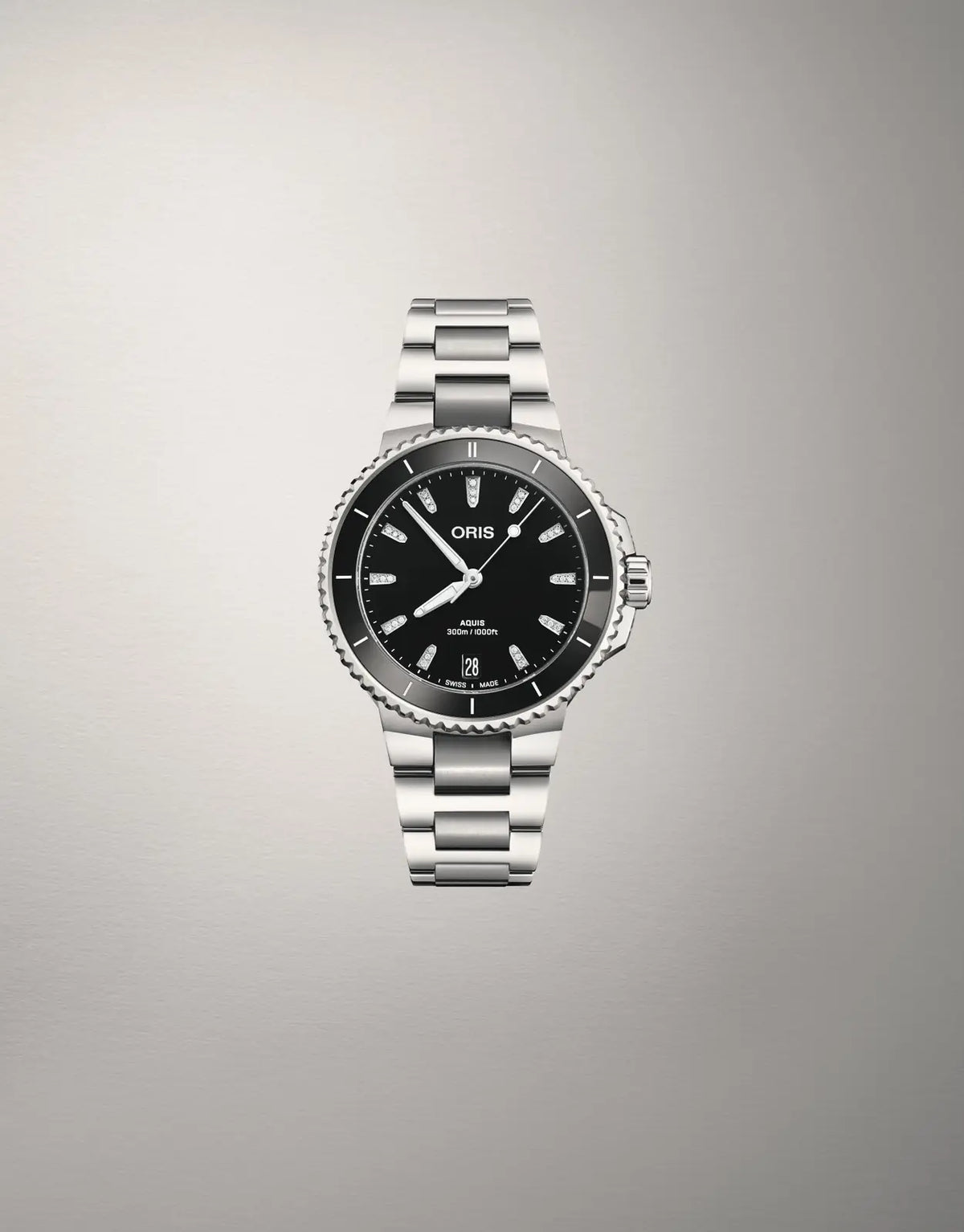 Oris Aquis Date 36.50mm Diamonds 01 733 7792 4194-07 8 19 05P 