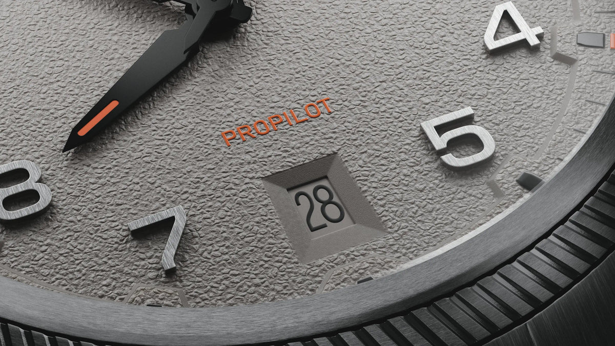 Oris ProPilot Date 41mm Chalk 01 733 7805 4163-07 8 20 04LC