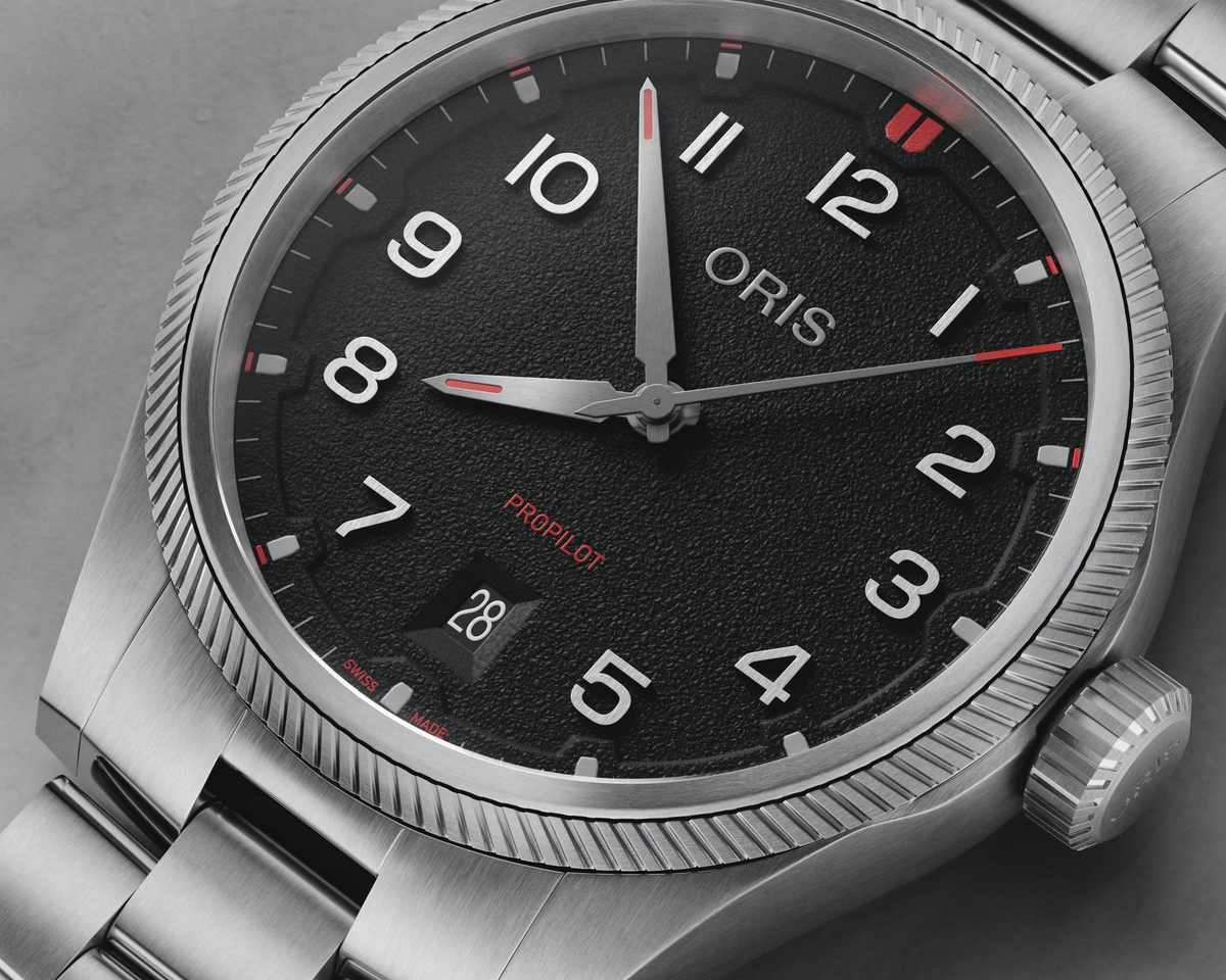 Oris ProPilot Date 41mm Black 01 733 7805 4164-07 8 20 04LC
