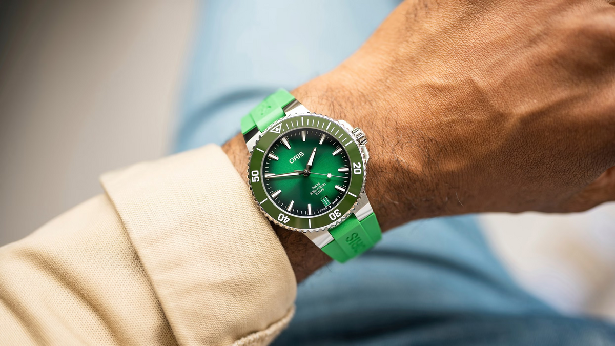 Oris Aquis Date Caliber 400 43.5mm 01 400 7790 4157-07 4 23 47EB 