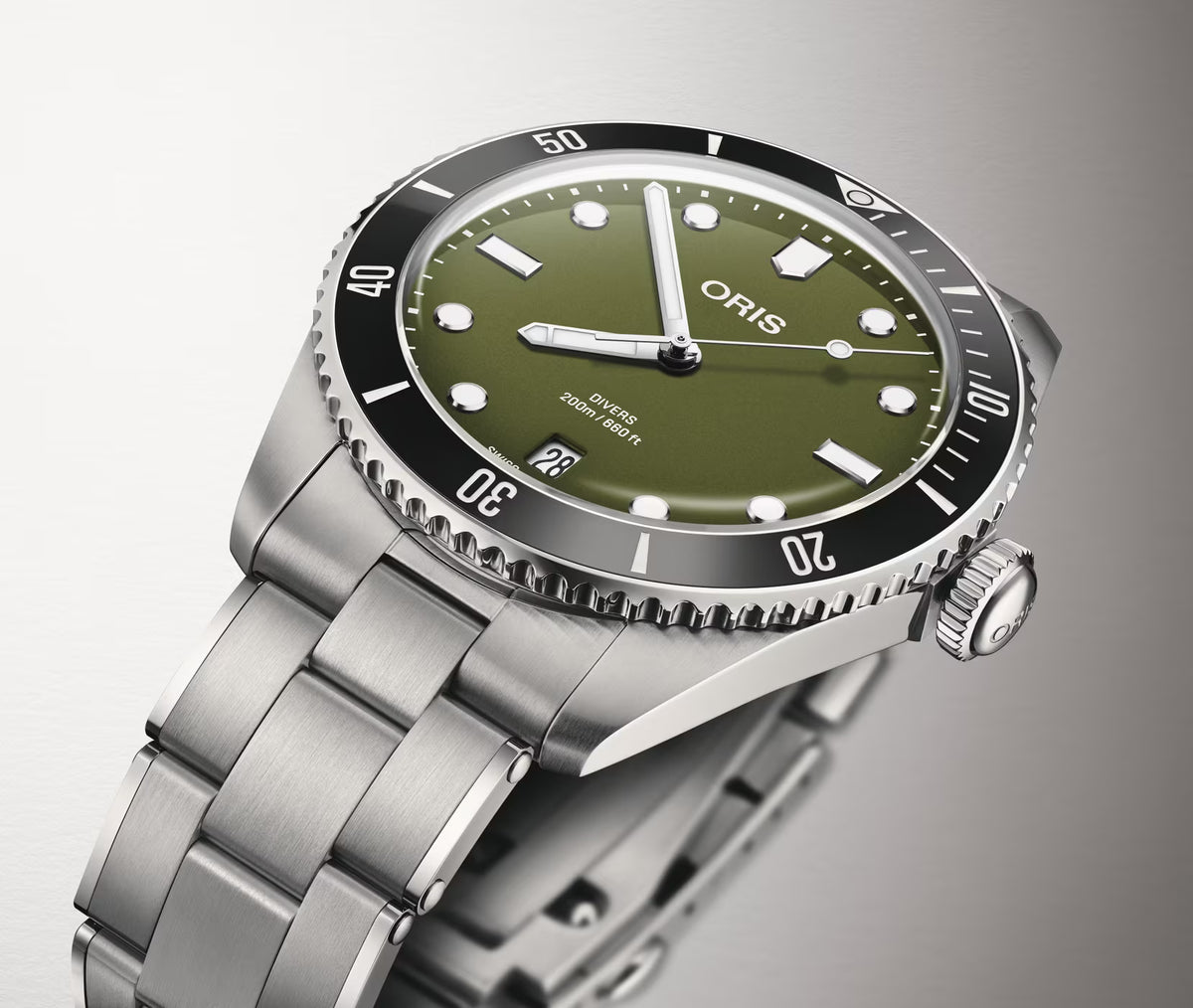 Oris Divers Date 39mm Olive Green 01 733 7795 4057-Set