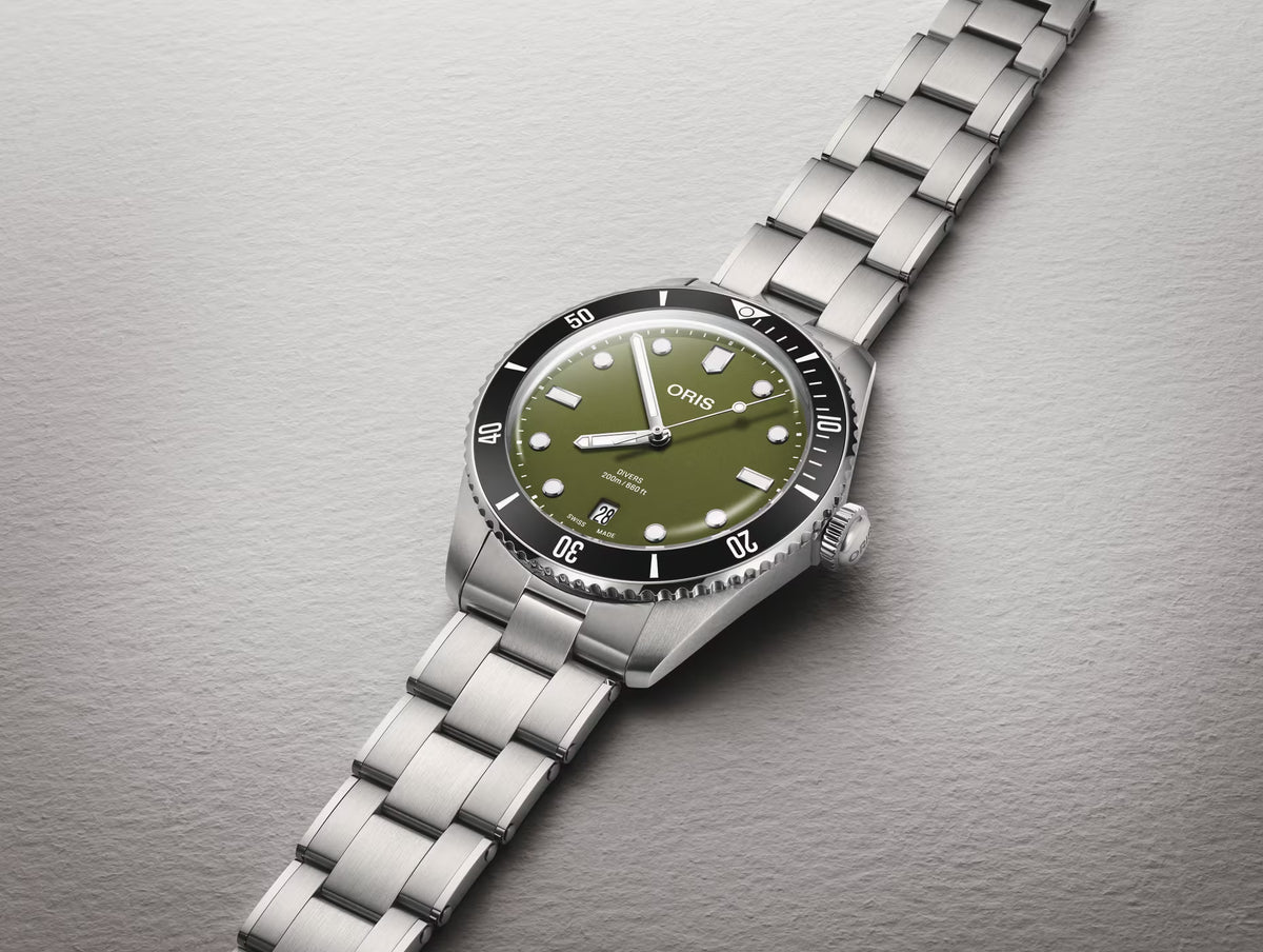 Oris Divers Date 39mm Olive Green 01 733 7795 4057-Set