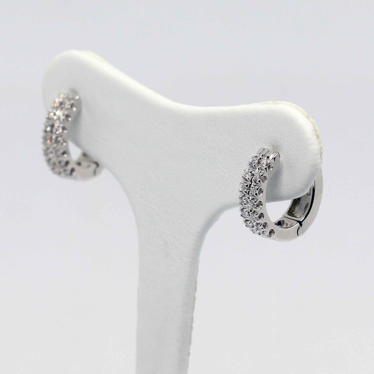 Orecchini Labor Cuori oro bianco e diamanti - Paci Gioielli Orecchini Labor Cuori oro bianco e diamanti - Paci Gioielli