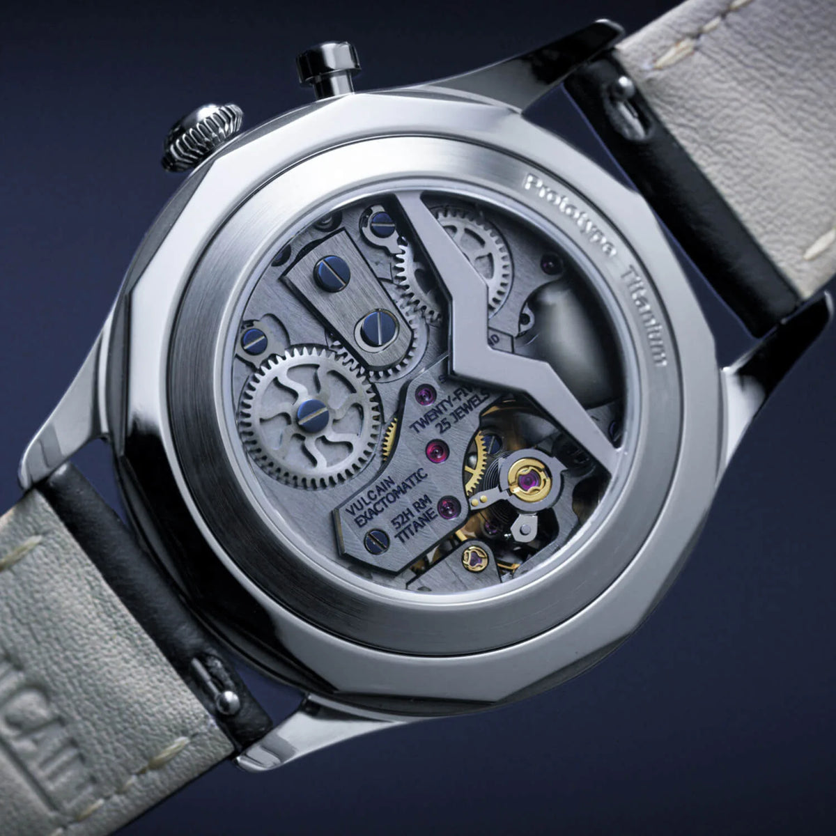 Vulcain Cricket Titanio Limited Edition 142268G13.BAN229