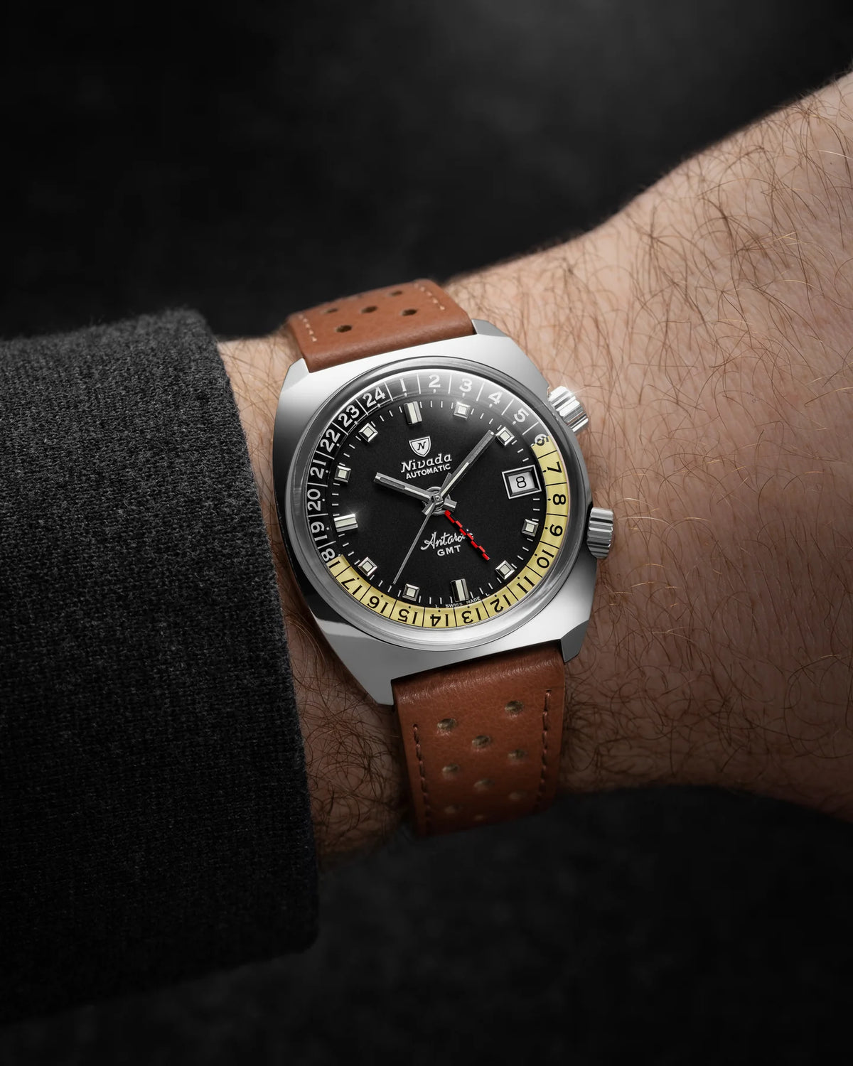 Nivada Grenchen Antarctic GMT 32043A23