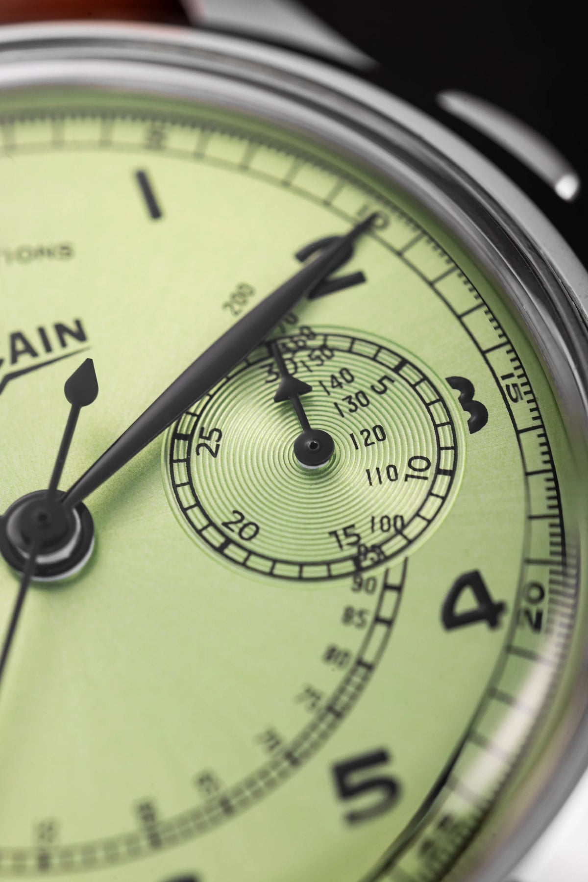 Vulcain Monopusher Heritage Green 650167A98.BAC201