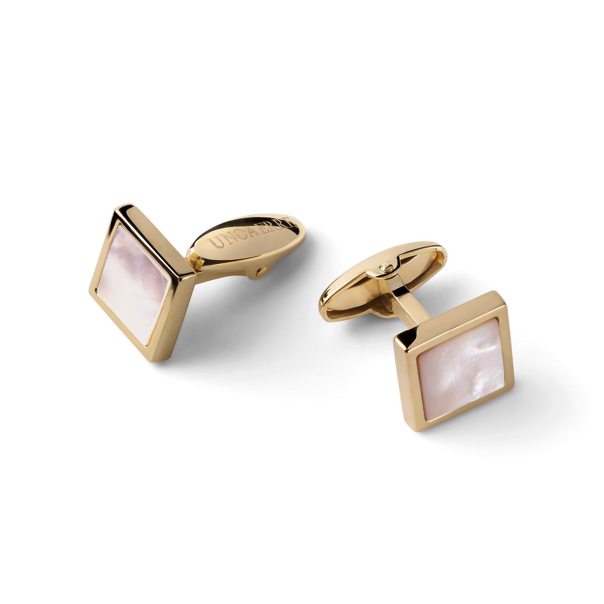 Unoaerre 6601 square cufflinks in gold-plated silver and mother-of-pearl 