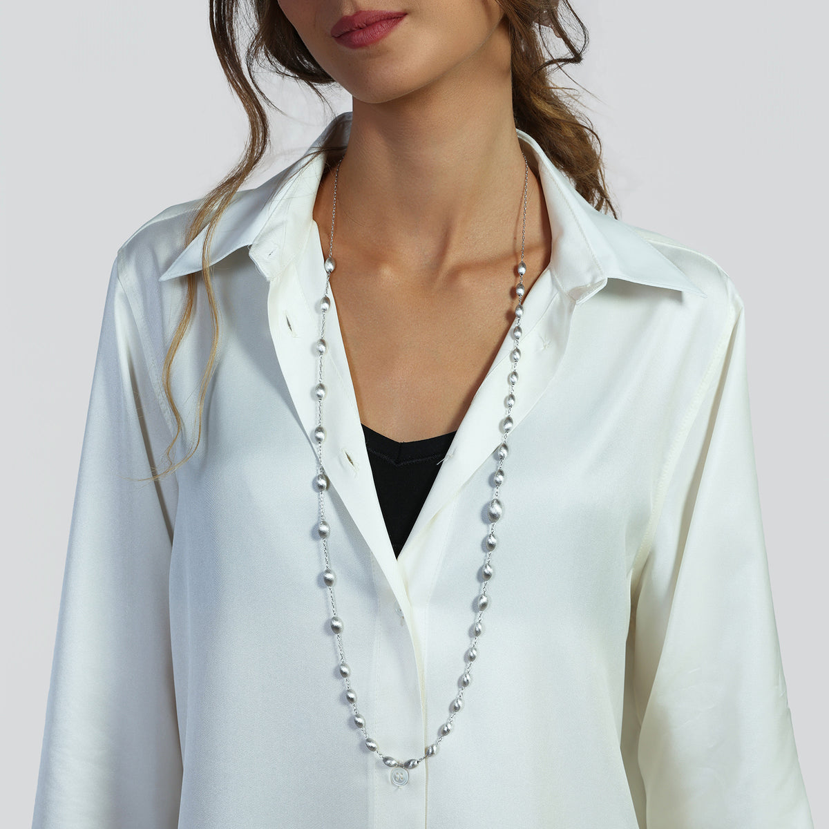 Unoaerre 6659 satin silver long necklace 