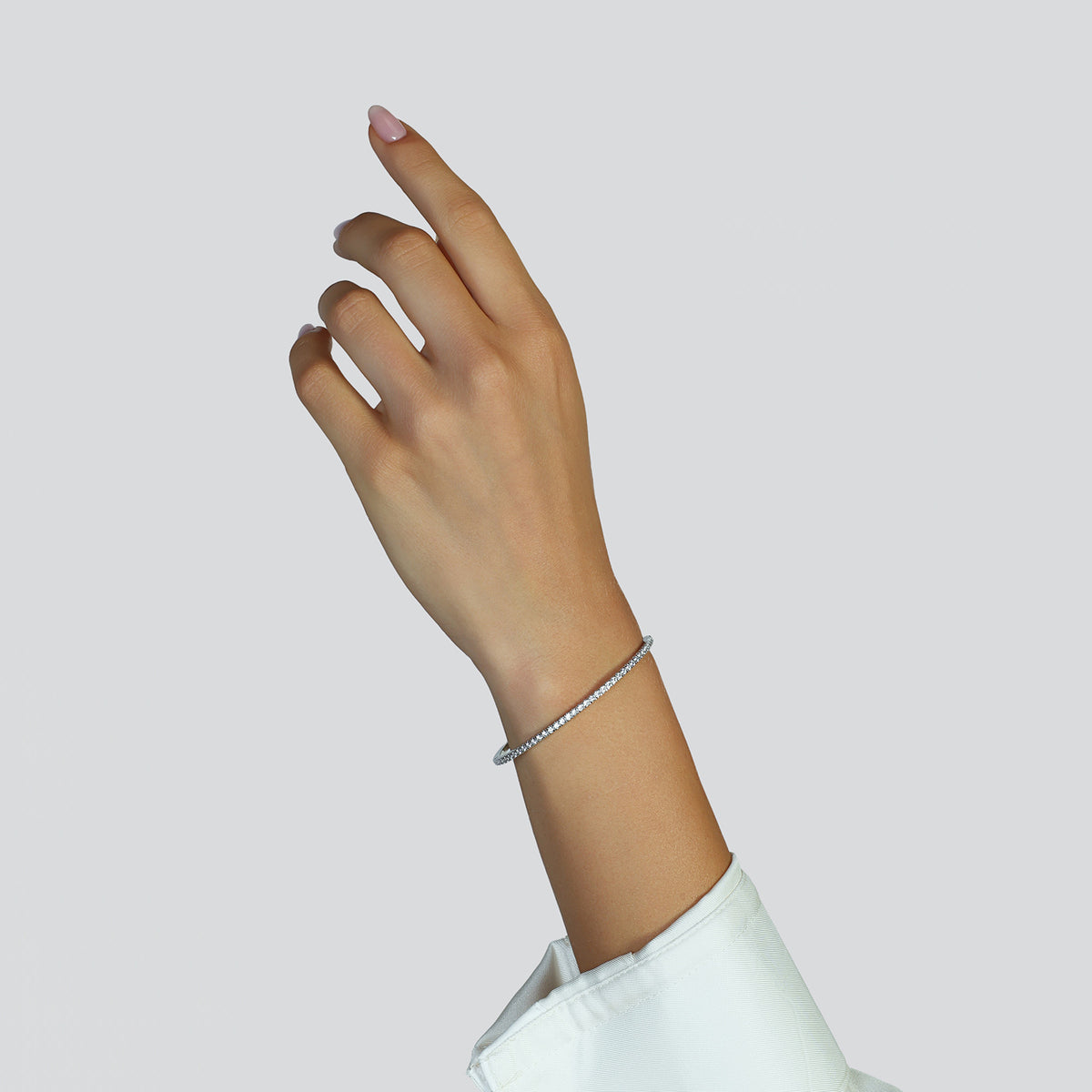 Unoaerre 6688 silver tennis bangle bracelet 