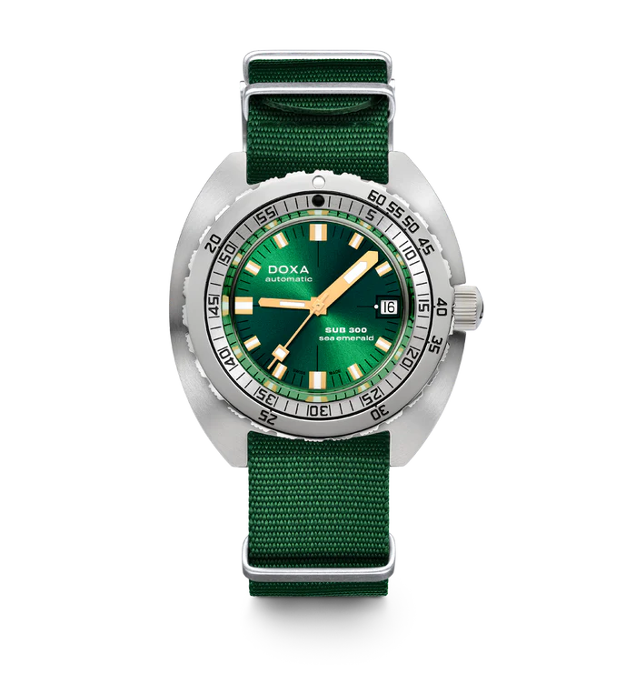 Doxa Sub 300 Seaemerald 821.10.131.26-N