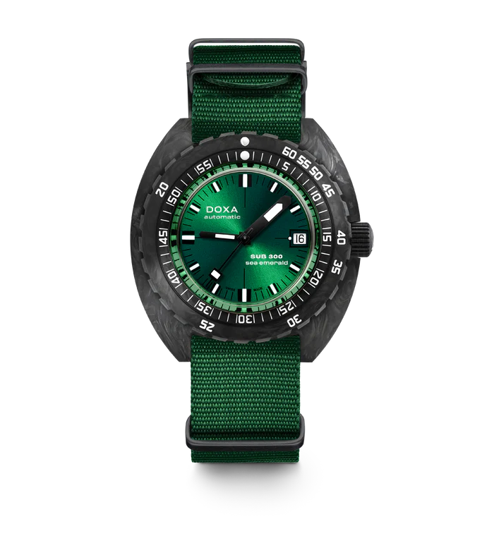 Doxa Sub 300 Carbon Sea Emerald 822.70.131.26-N