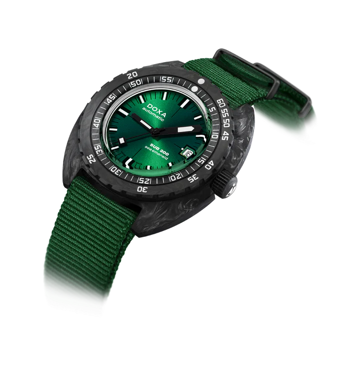 Doxa Sub 300 Carbon Sea Emerald 822.70.131.26-N