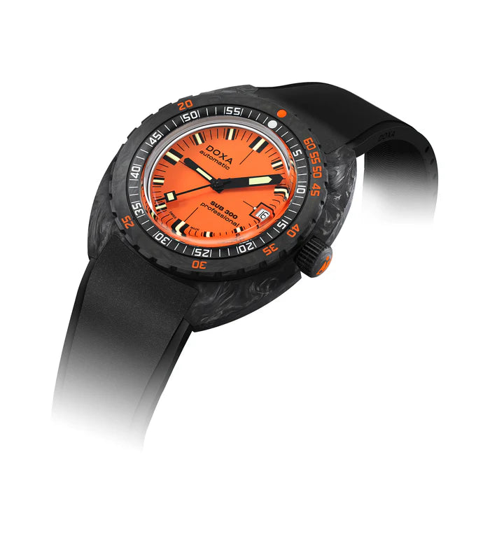 Doxa Sub 300 Carbon Professional 822.70.351.20