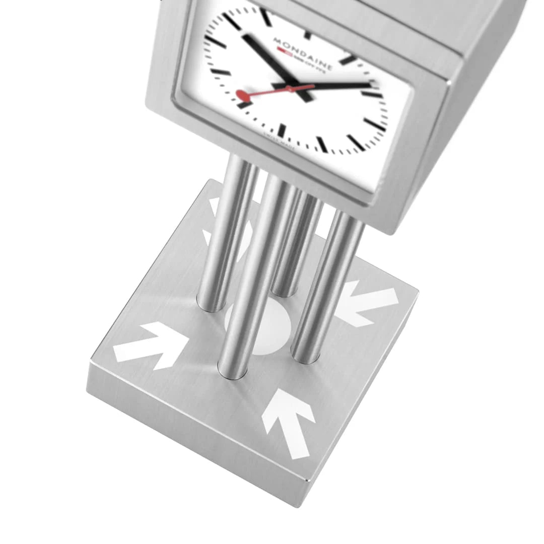 Mondaine Meeting Point Orologio da Tavolo A660.MEET.81SBB