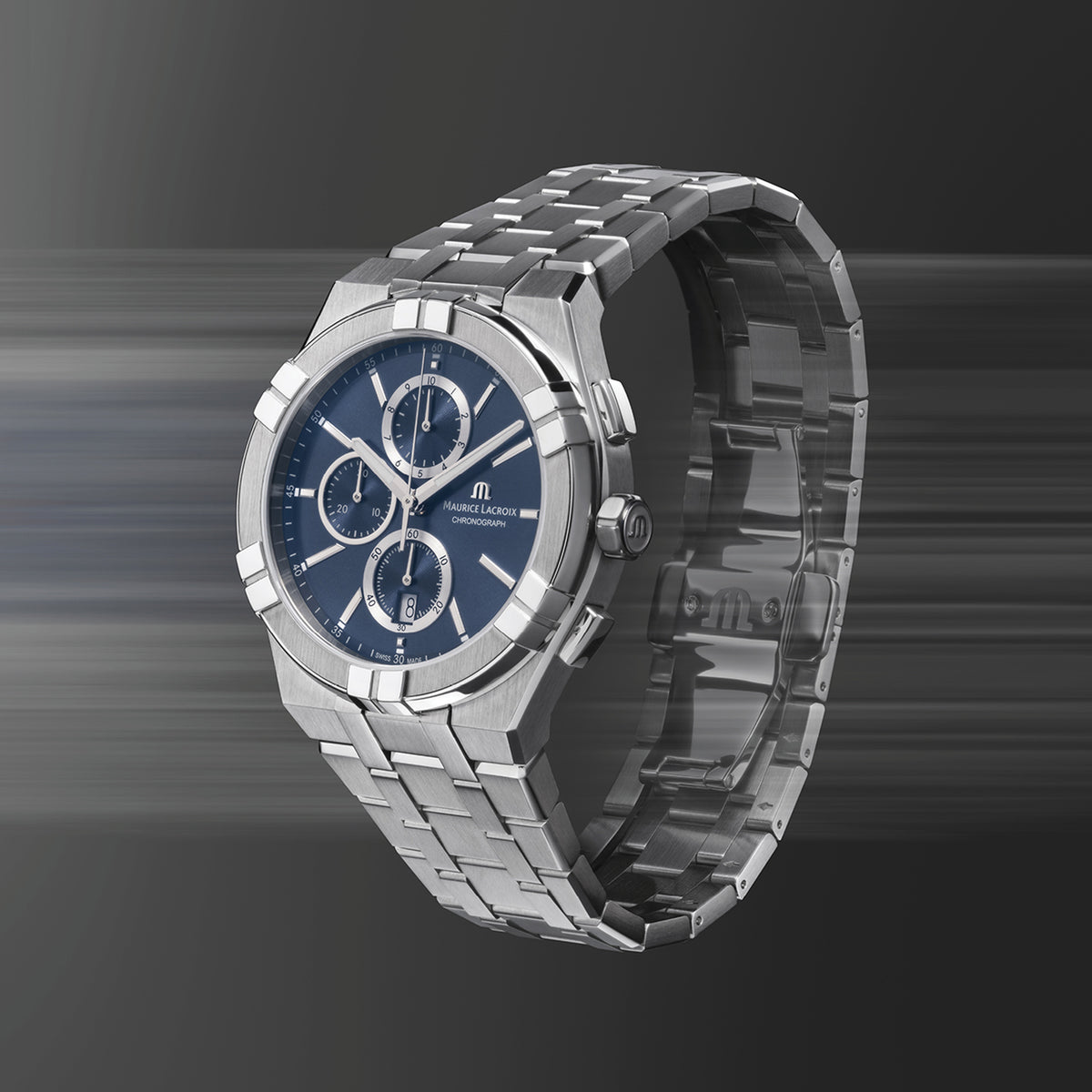 Maurice Lacroix Aikon Chronographe à quartz 42 mm AI1118-SS002-430-1