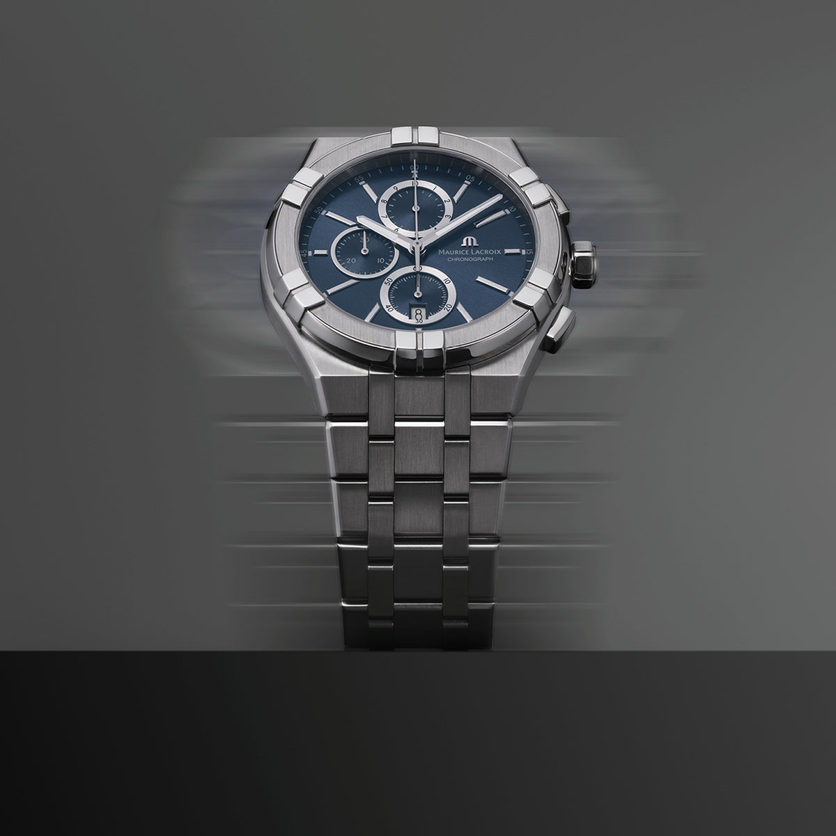 Maurice Lacroix Aikon Chronographe à quartz 42 mm AI1118-SS002-430-1