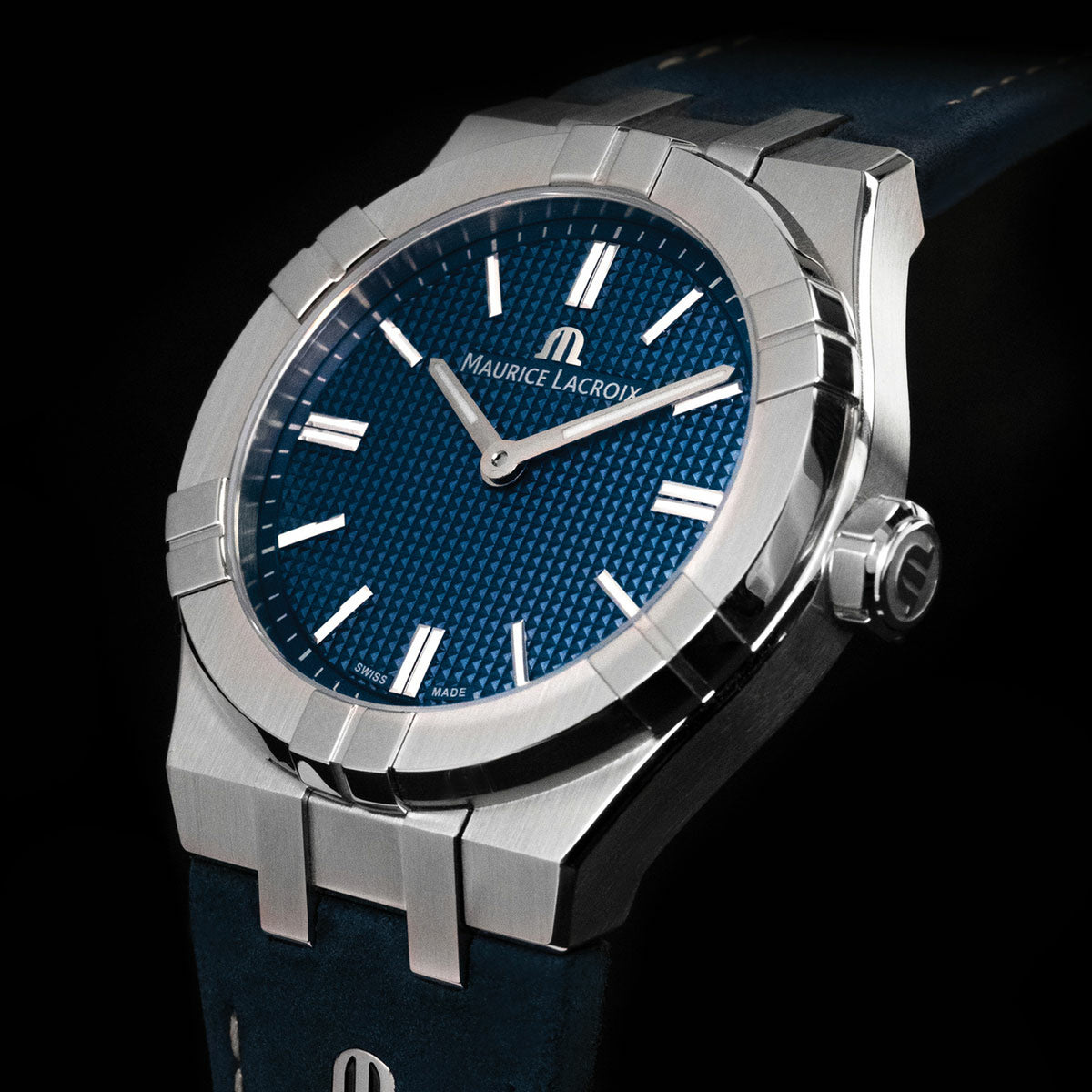 Maurice Lacroix Aikon Manual 39mm Limitierte Auflage AI7007-SS00E-430-C
