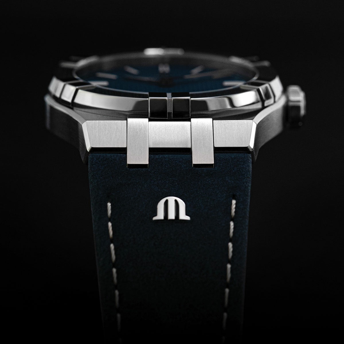 Maurice Lacroix Aikon Manual 39mm Limitierte Auflage AI7007-SS00E-430-C