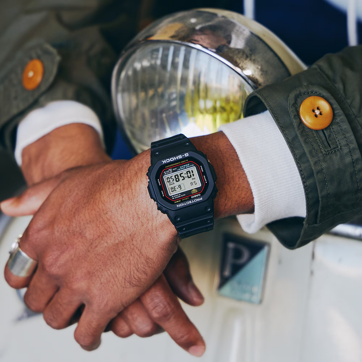 Casio G-Shock screw back CHRISTINA