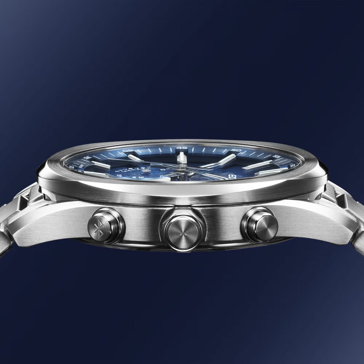Casio Edifice 39.50mm EQB-1300D-2AEF