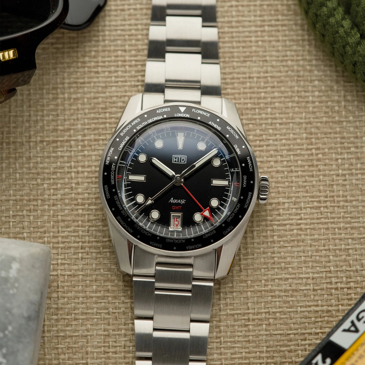 HTD Watches Aquatìc GMT World Timer nero