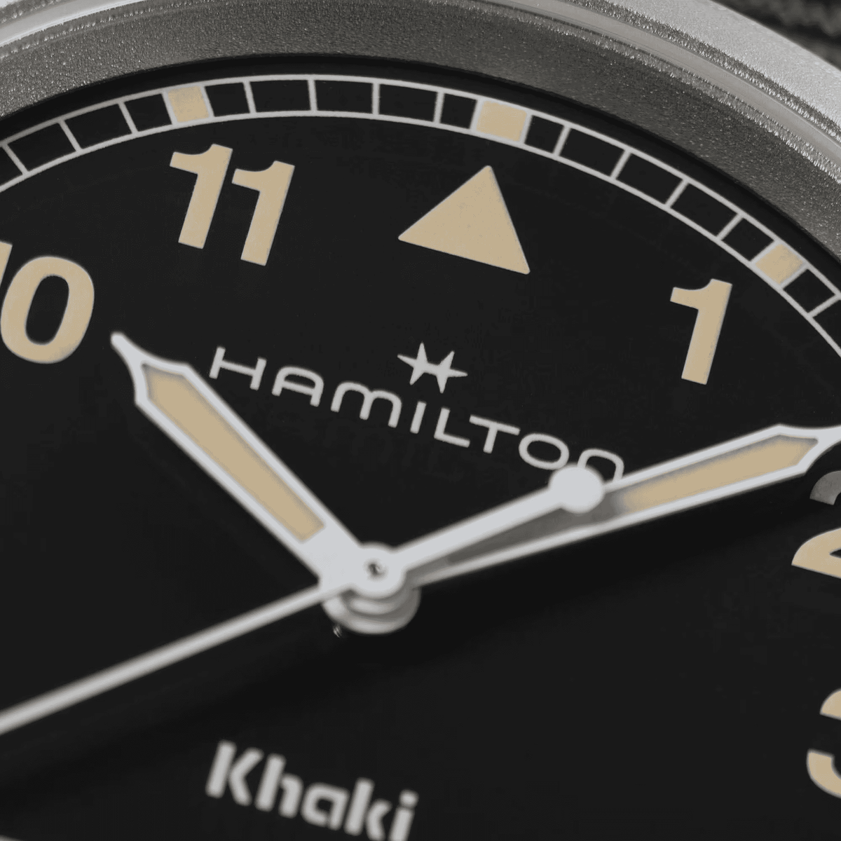 Hamilton Khaki Feldquarz 38 mm H69401930