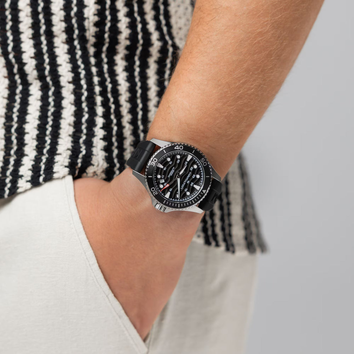 Hamilton Khaki Navy Scuba Auto 40mm H82415330