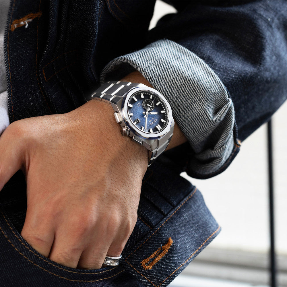 Seiko Astron Titanium SSJ023J1