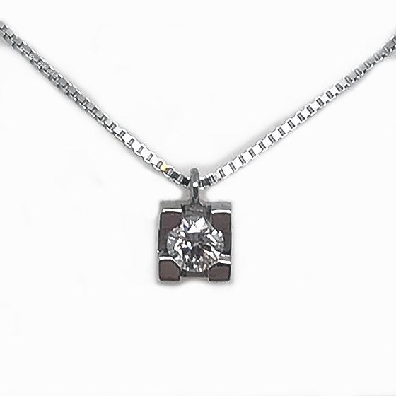 Bibigi necklace with 0.14 ct diamond CLH001B14